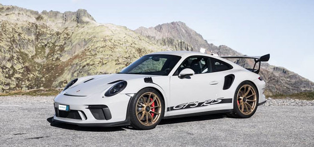 Porsche GT3 RS 991,2 - European Supercar Hire from Ultimate Drives